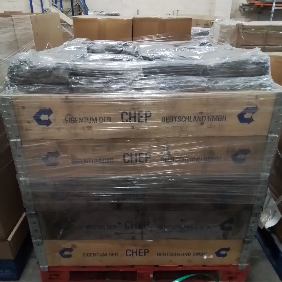 PALLET CONTAINING APPROXIMATELY 80 BRAND NEW CHENILLE DARK GREY BATH MATS