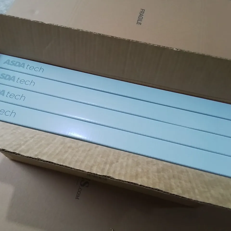 LOT OF 4 BOXED BRAND NEW WIRELESS KEYBOARDS