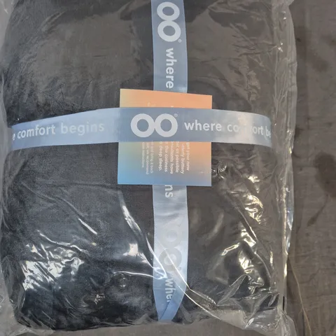 SEALED OODIE OVERSIZED HOODED BLANKET - CHARCOAL
