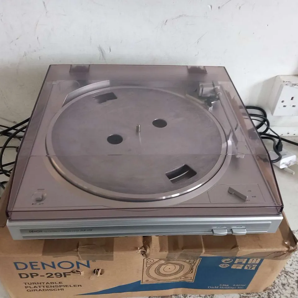 DENON DP29F SILVER FULLY AUTOMATIC TURNTABLE