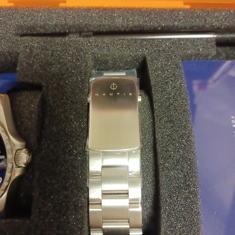 BOXED NAUTIS GENTS INTERCEPTOR WATCH - BLUE & SILVER WITH CHANGEABLE STRAPS