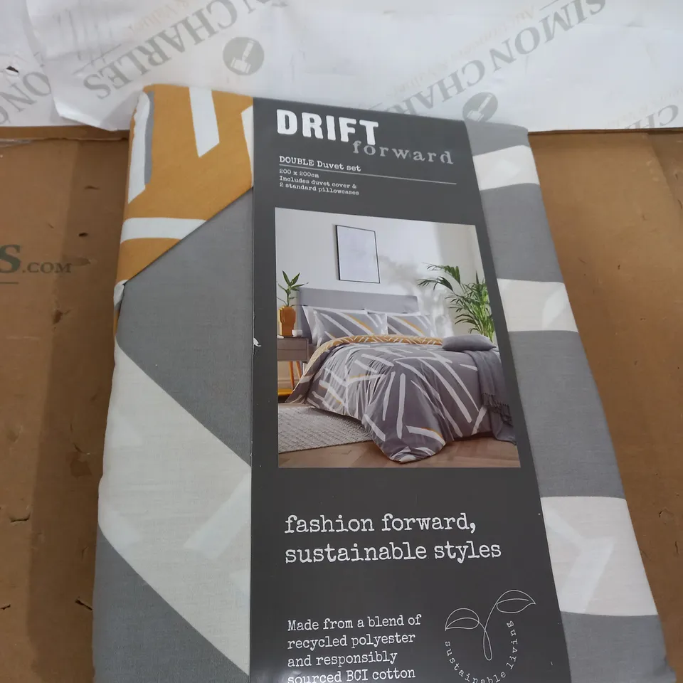 DRIFT FORWARD DOUBLE DUVET SET 