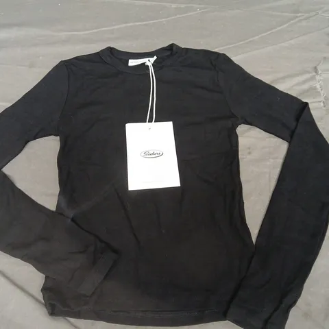 SISTER & SANDWICH PEEP LONG SLEEVE TOP IN BLACK - BLACK 