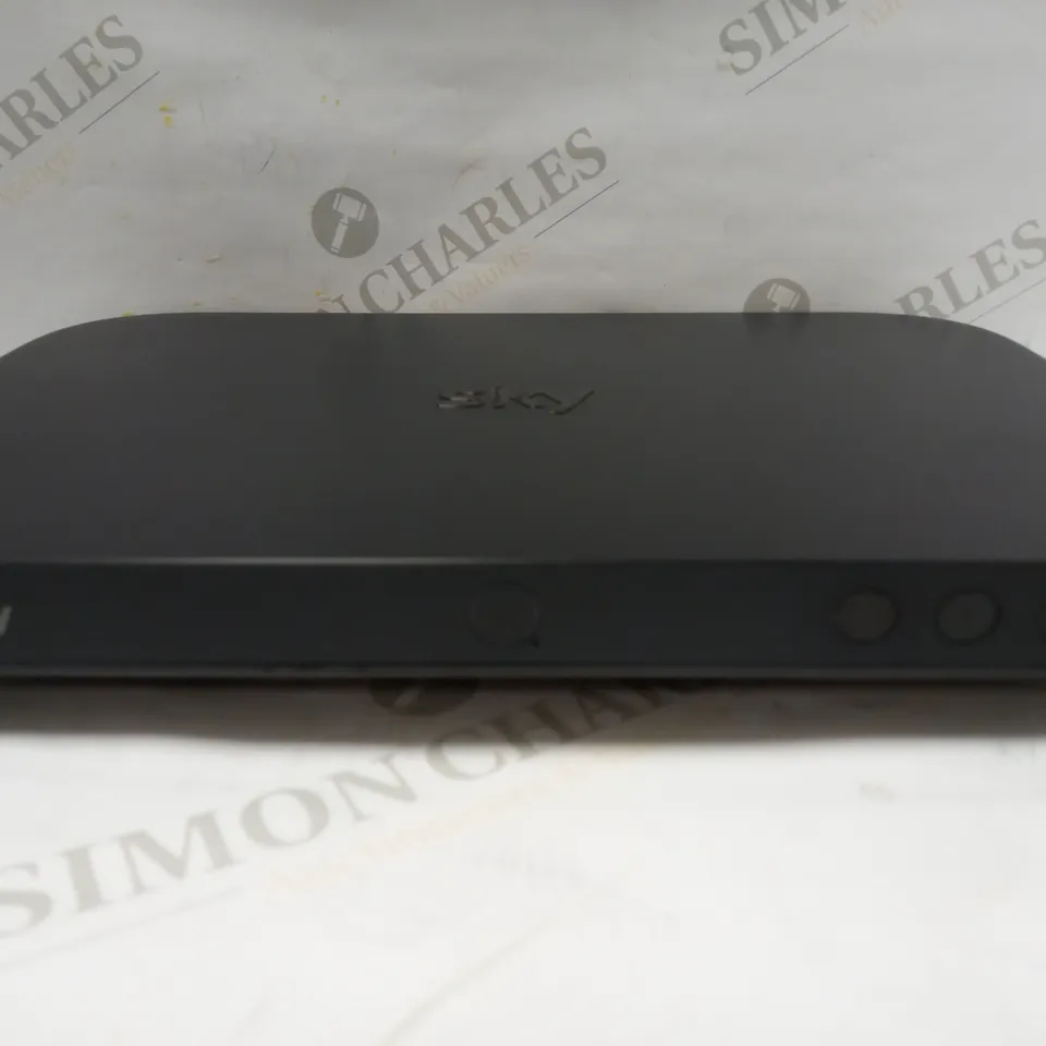 SKY Q 1TB BOX