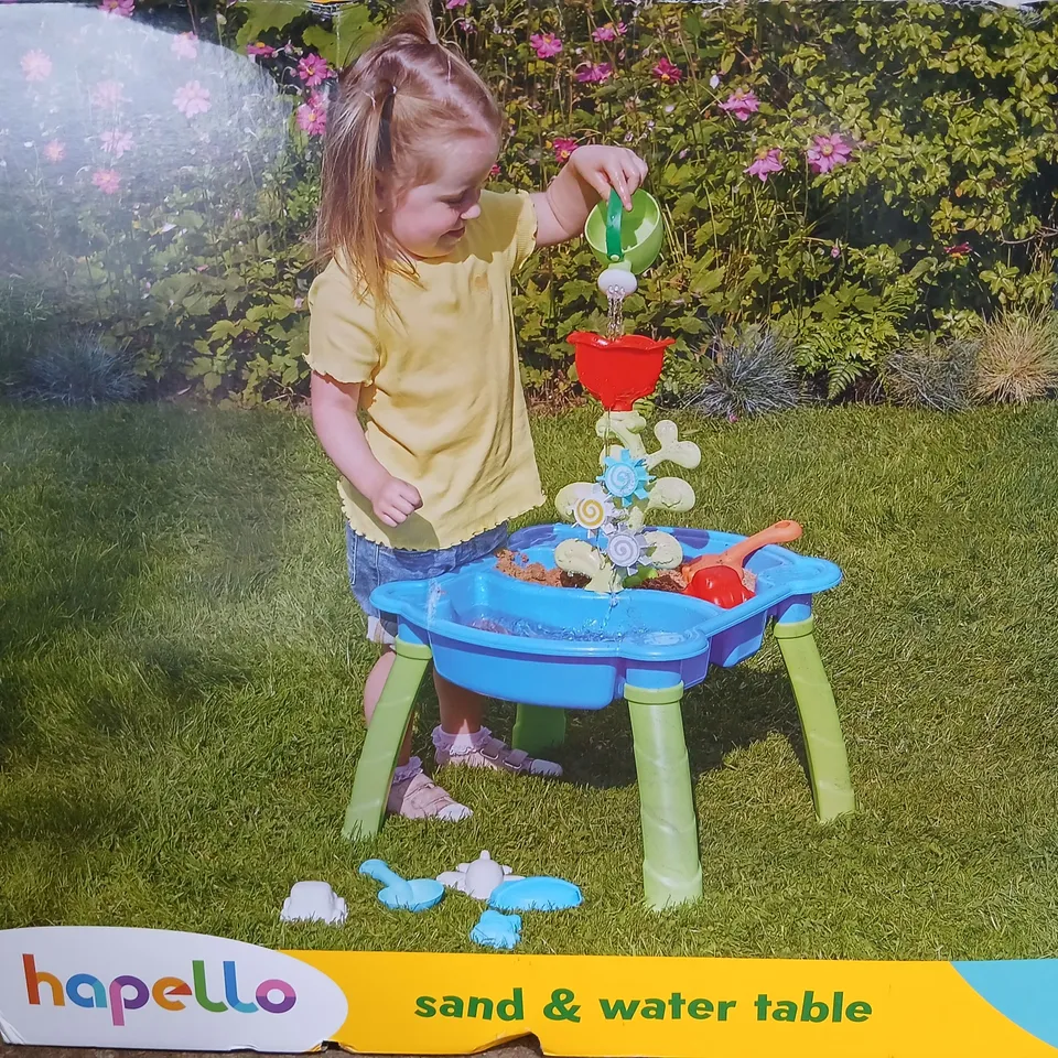 HAPELLO SAND & WATER TABLE
