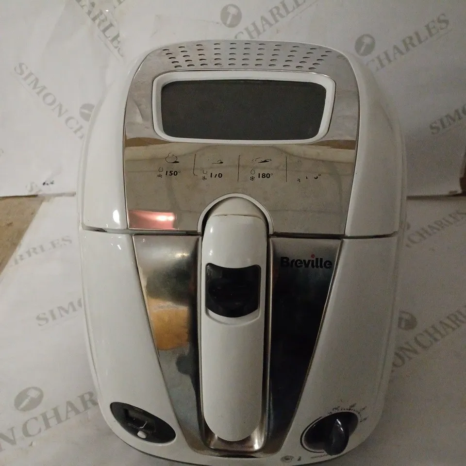 BREVILLE EASY CLEAN DIGITAL FRYER 