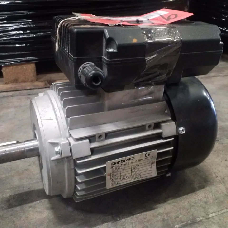 CLARKE 3HP SINGLE PHASE 2-POLE MOTOR (230V)