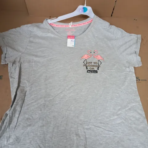 BOX OF APPROX 200 LOVE ISLAND OFF TO FLAMINGO ON T-SHIRT - VARIOUS SIZES