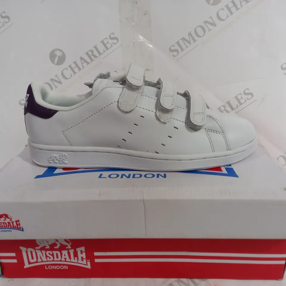 BOXED LONSDALE LEYTON VELCRO IN WHITE - SIZE 6 