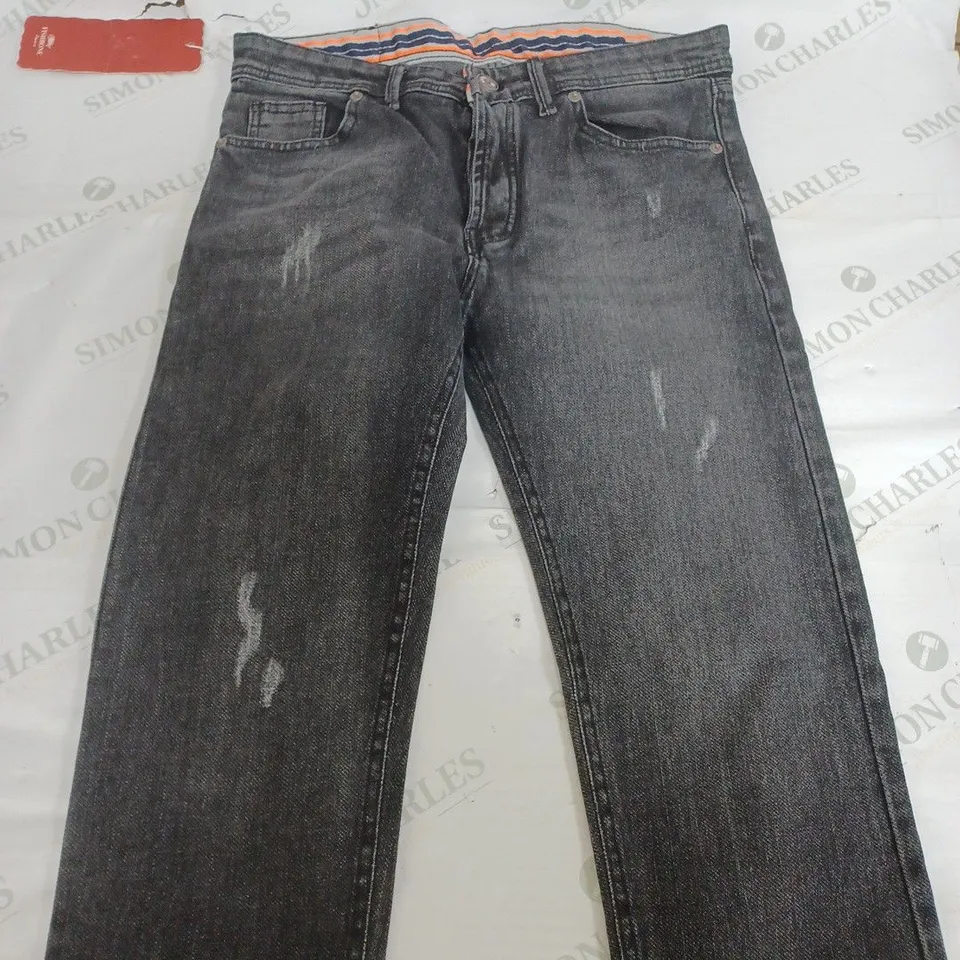 FISHBONE DENIM EVOLUTION JEANS IN BLACK - SIZE 34