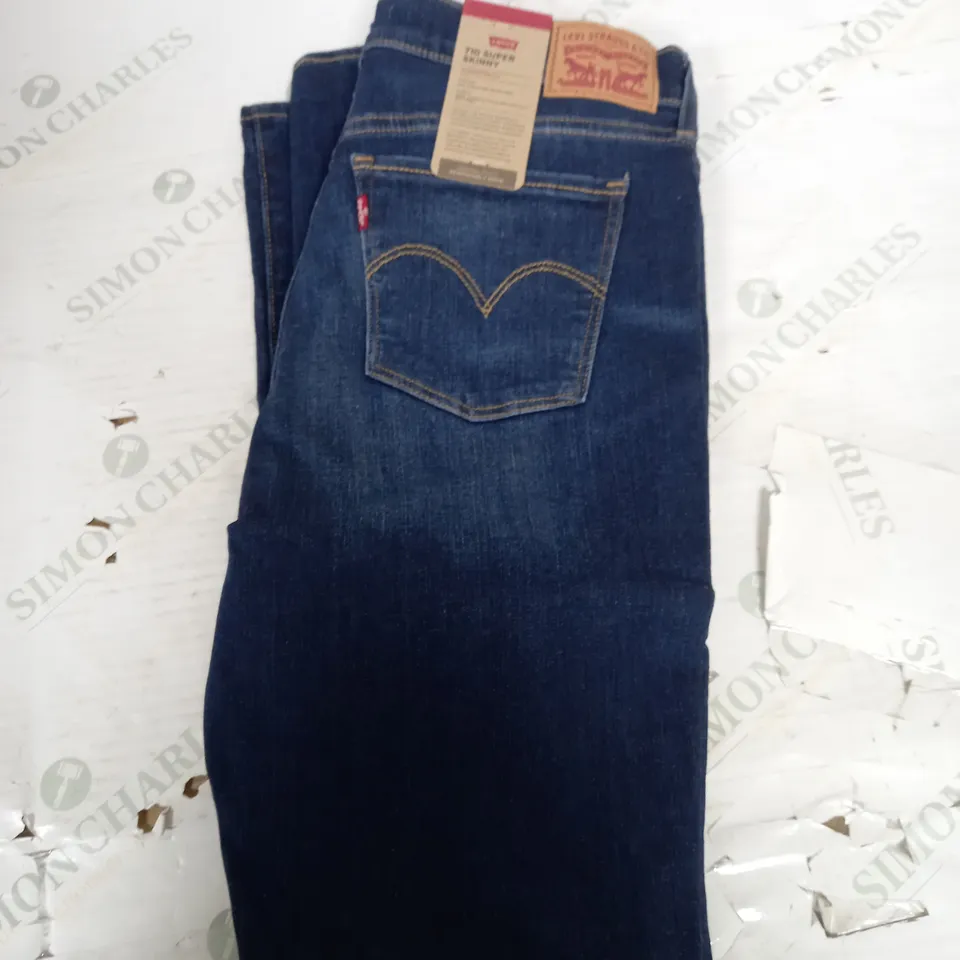 LEVIS STRAUSS DENIM JEANS SIZE W31 L32