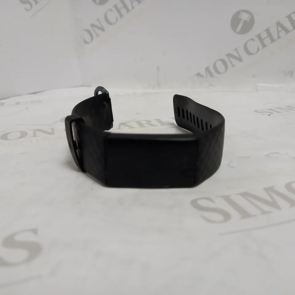 FITBIT HEALTH TRACKER