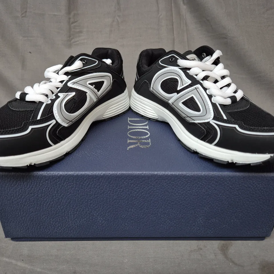 BOXED PAIR OF DIOR B30 MICROFIBER MESH SHOES IN BLACK/SILVER/WHITE EU SIZE 43