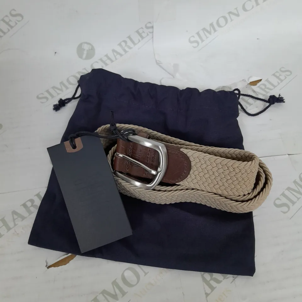 SPOKE WOVEN BELT IN STONE 36"