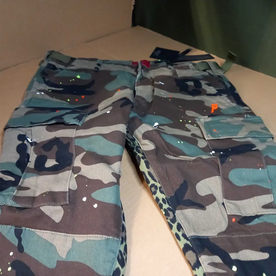 FAVELA STUDIOS CAMO/PAINT SPLATTERED JEANS - SIZE W32