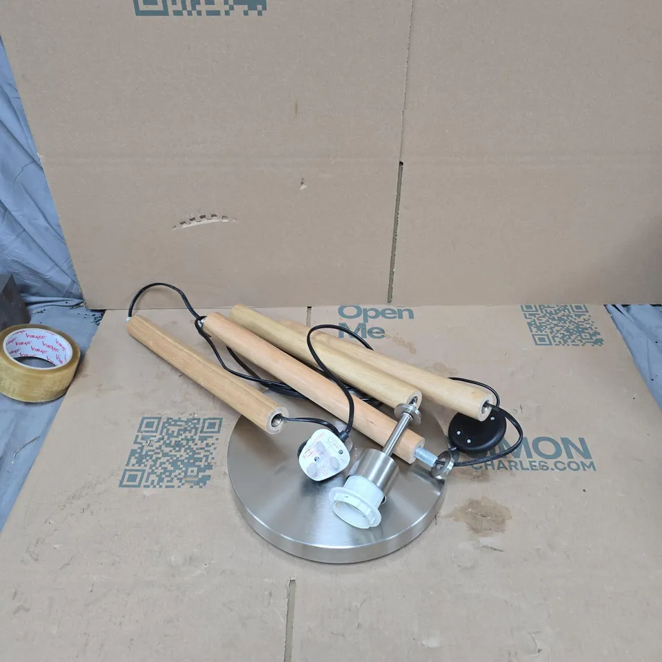 FLOOR LAMP WITH WOODEN SHAFT AND BRUSHED METAL BASE