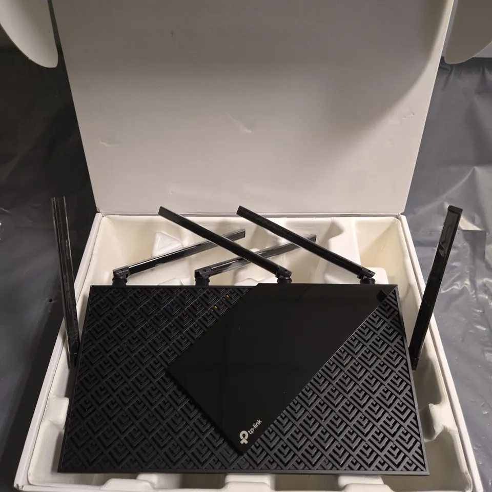 BOXED TP-LINK AX5400 DUAL BAND WIFI ROUTER 