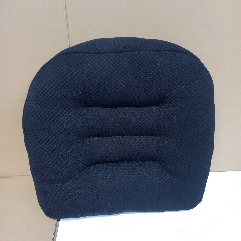 BLACK PADDED FOAM SEAT CUSHION