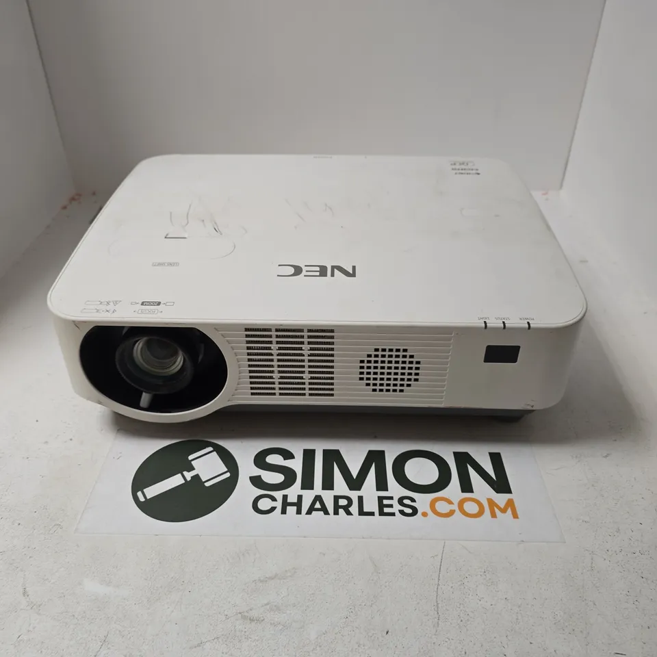 NEC P502HL PROJECTOR