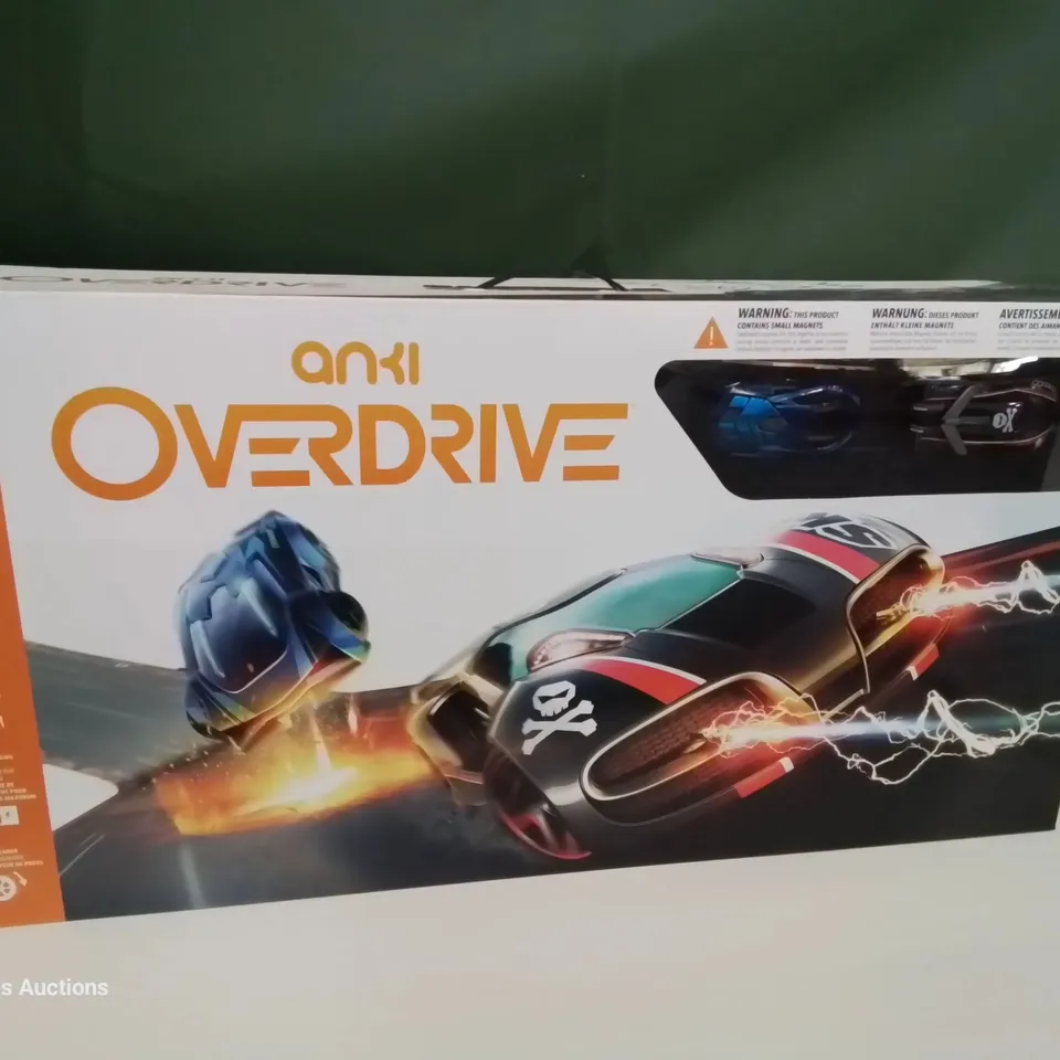 BRAND NEW BOXED ANKI OVERDRIVE ROBOTIC BATTLE RACING SUPERCARS STARTER KIT. RRP £39.99