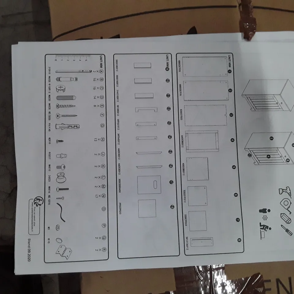 BOXED LAUNDRY BASKET (1 BOX)