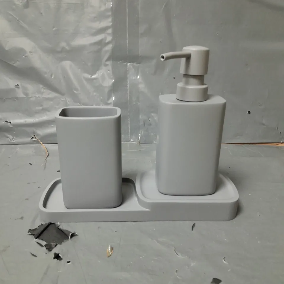 LOT OF 2 GREY 3-PIECE BATHROOM ACCESSORY SET