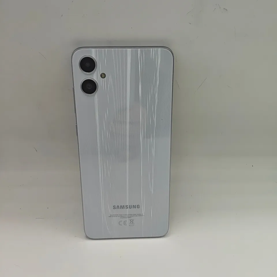 BOXED SAMSUNG GALAXY A05 4/128GB IN SILVER - SM-A055F