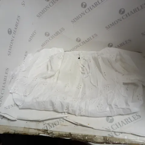 BOX OF ASSORTED WOMENS DRESSES