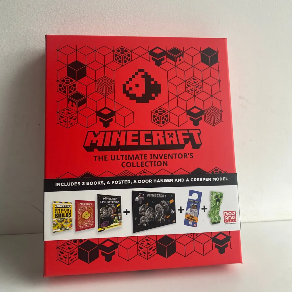 MINECRAFT THE ULTIMATE INVENTORS COLLLECTION