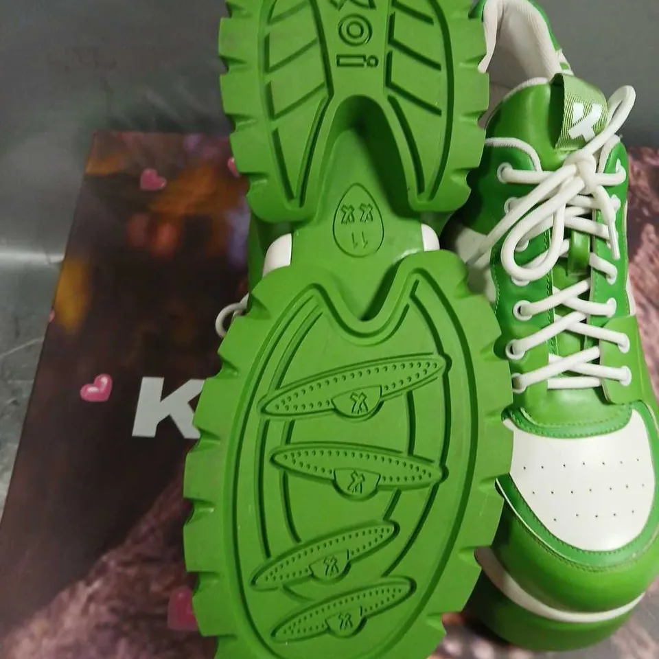 BOXED KOI PLATFORM TRAINERS SIZE 11