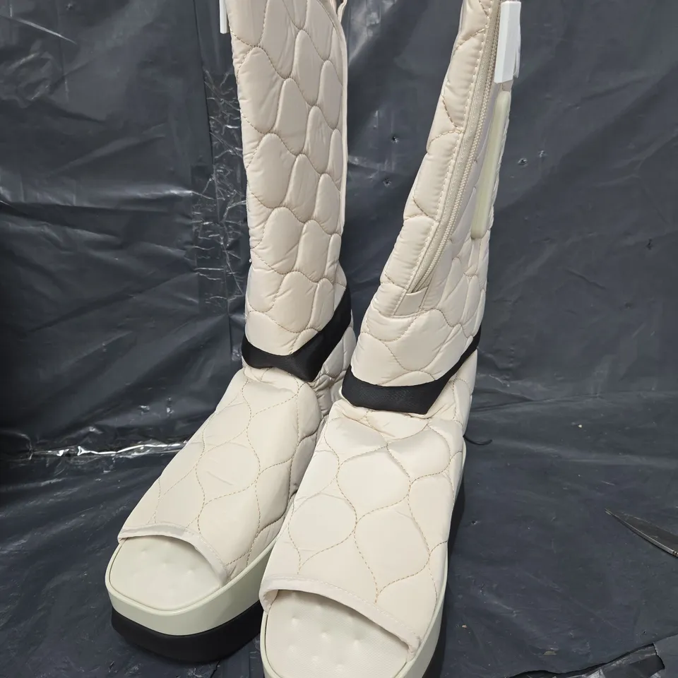 BOXED SOUL SMART BOOT MASSAGER 