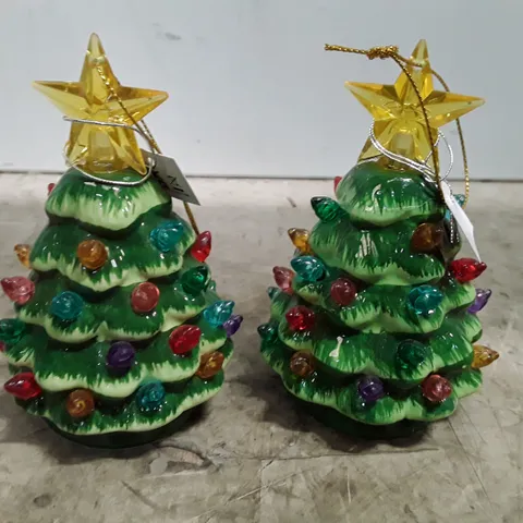 BOXED SET OF TWO CHRISTMAS TREE BAUBLE DECORATIONS