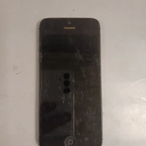 APPLE IPHONE 5 SMARTPHONE 