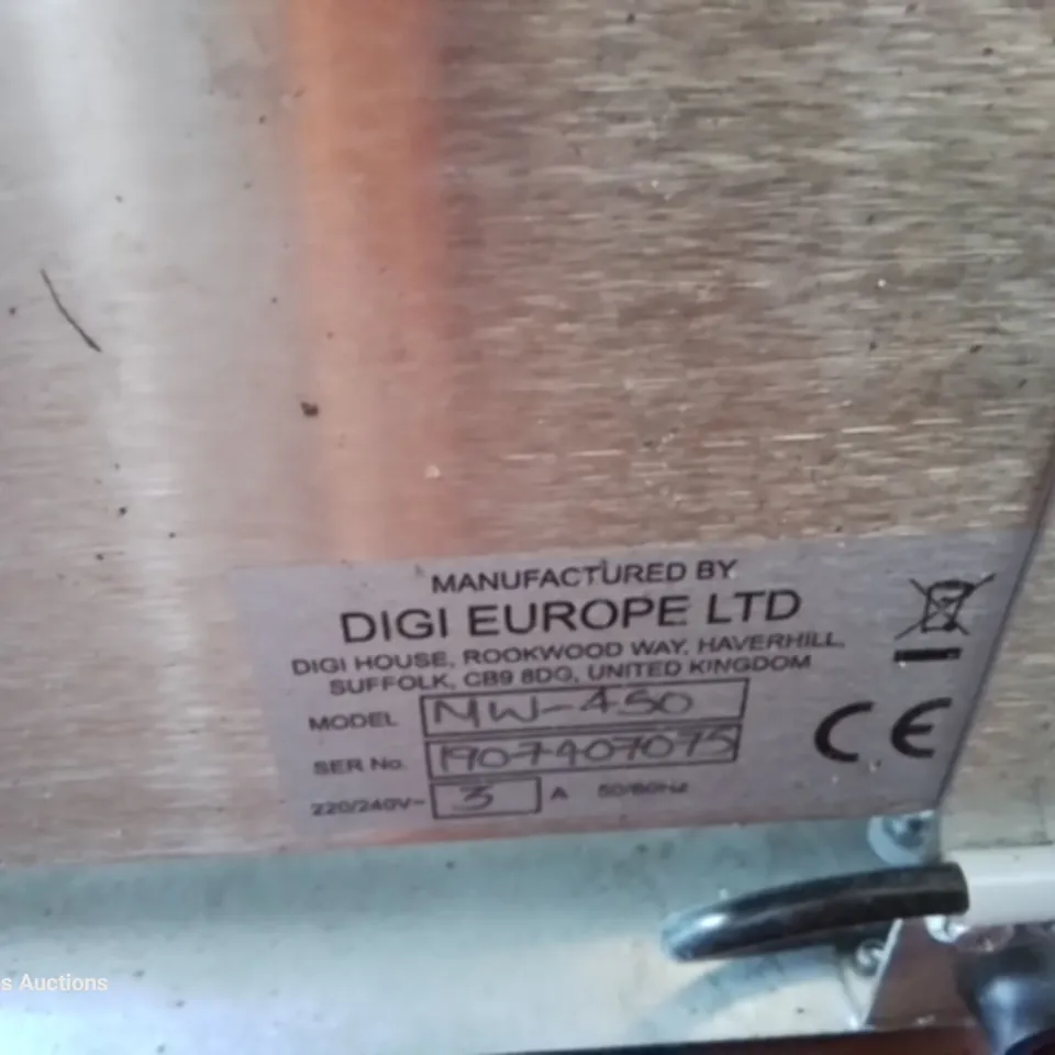 AVERY BERKEL DIGITAL SCALE & DIGIEUROPE SHRINK WRAP DISPENCER