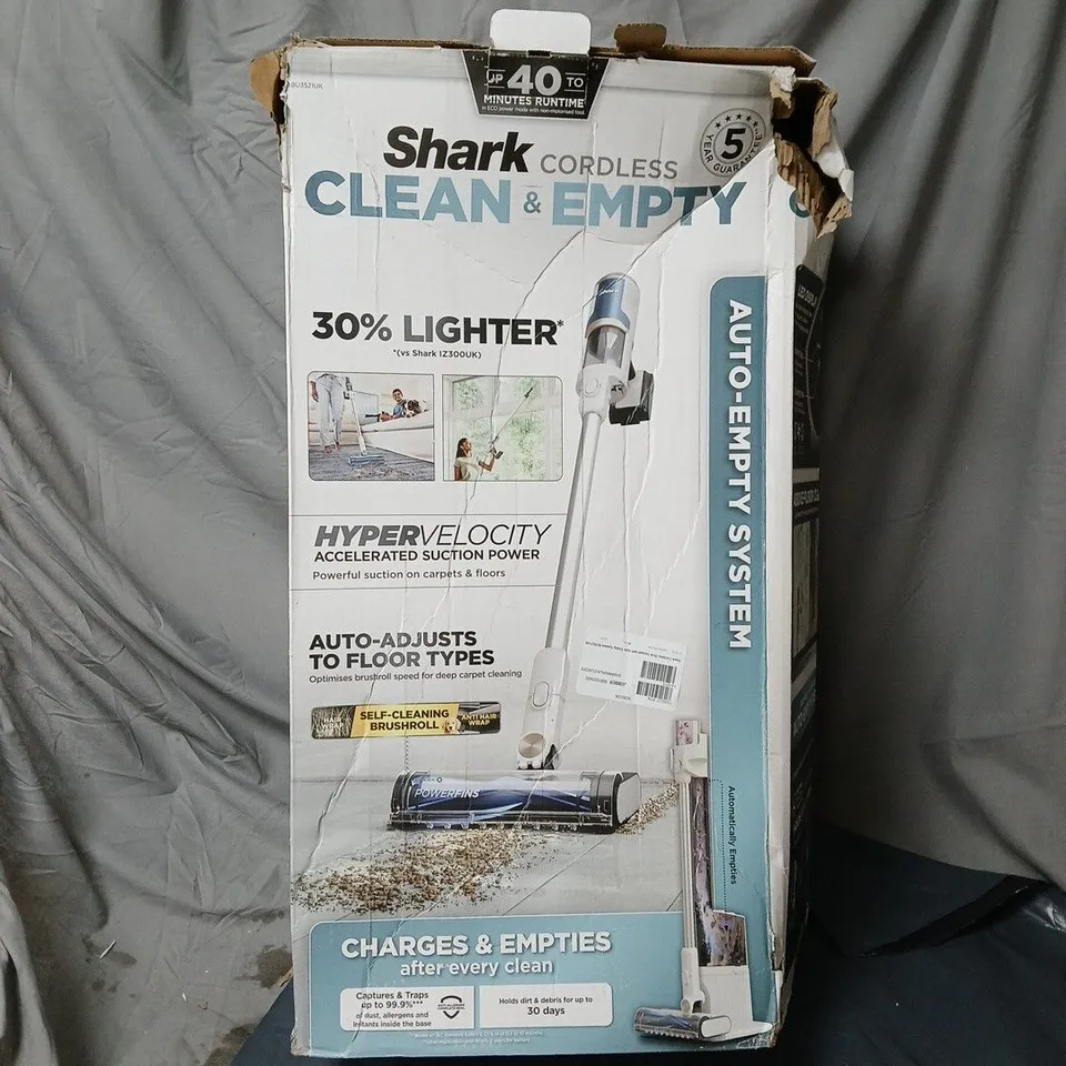 SHARK CORDLESS STICK VACUUM WITH AUTO EMPTY SYSTEM BU3521UK