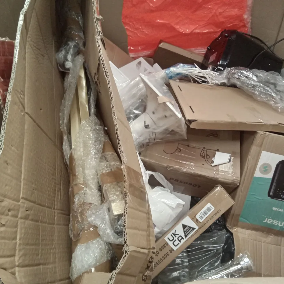 PALLET OF ASSORTED ITEMS INCLUDING FORGING MOUNT LONG ARM TV WALL MOUNT, OLARHIKE DOUBLE HIGH AIR MATTRESS, CANDORA BATHROOM ACCESSORIES, ACRYLIC PAINT SET, AIR FRYER 