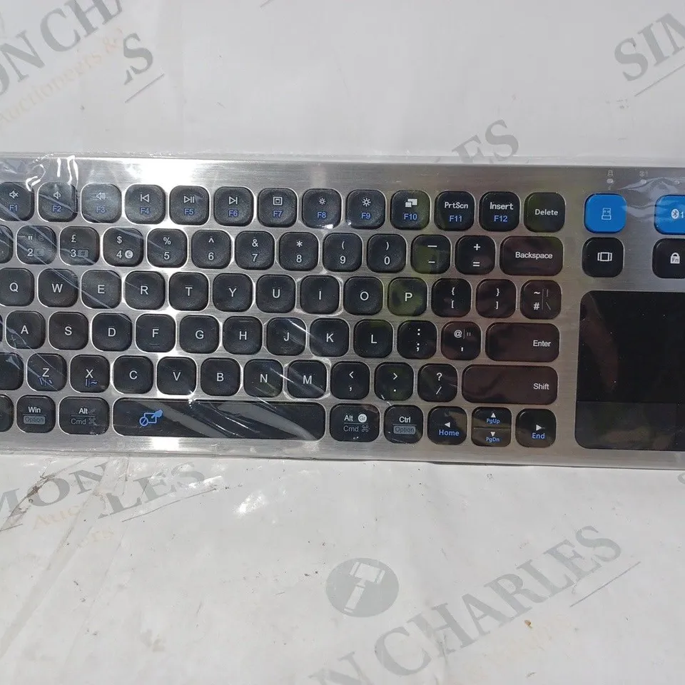 BOXED ARTECK HD197 WIRELESS 2.4G USB AND BLUETOOTH TOUCH KEYBOARD