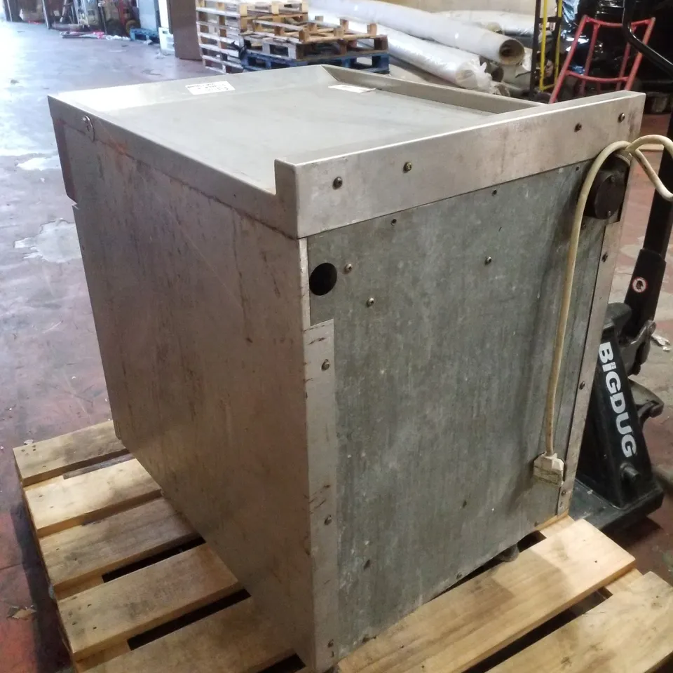 FALCON CATERING EQUIPMENT 1-DOOR HOT CABINET