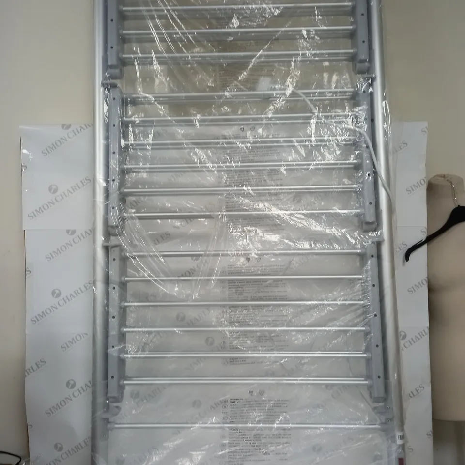 OUTLET ORGANISED OPTIONS 3 TIER HEATED AIRER WITH 21M DRYING SPACE - COLLECTION ONLY