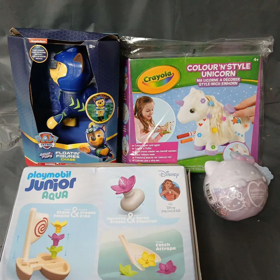 LOT OF 4 ASSORTED TOYS TO INCLUDE PLAYMOBIL JUNIOR AQUA, CRAYOLA COLOUR UNICORN AND HELLO KITTY EGG