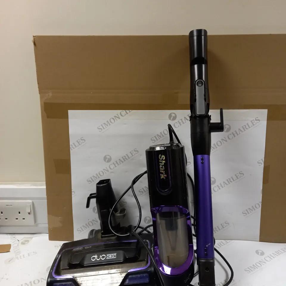 SHARK HZ5000UK ANTI HAIR WRAP VACUUM 