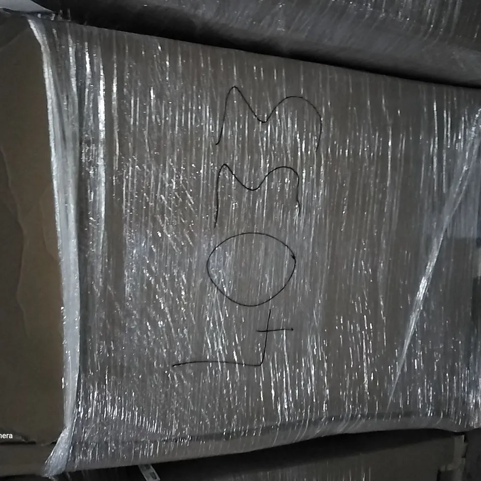 PALLET OF ASSORTED ITEMS INCLUDING M-DESIGN CLEAR STORAGE TUBS, EASY SCREEN MOUSTIQUAIRE, 25 STACK COFFEE CUPS, M-DESIGN FRONT DIP BIN, ALCTRON ISOLATORS FOR MONITOR SPEAKERS 