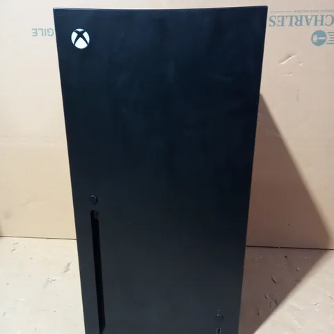 UKONIC XBOX SERIES X REPLICA MINI FRIDGE