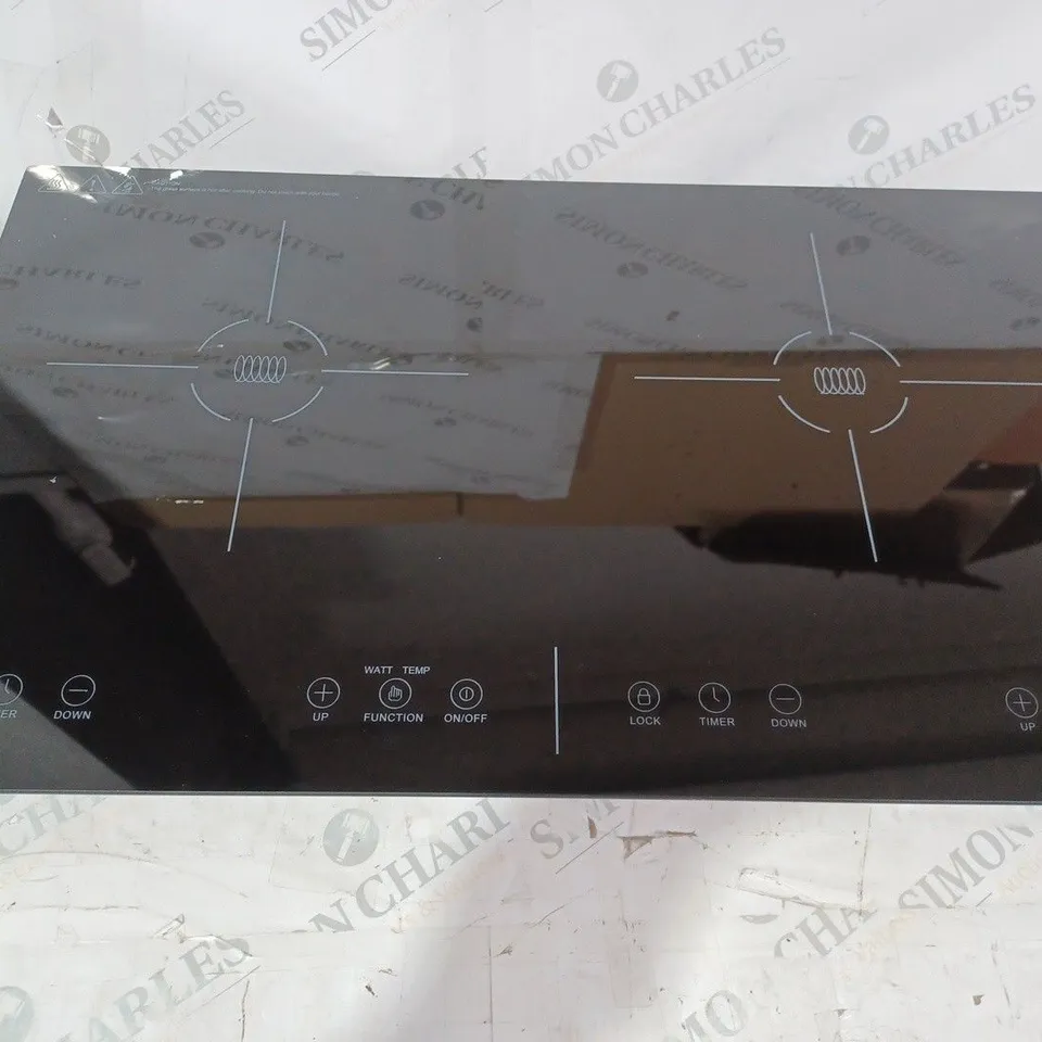 BOXED DOUBLE ZONE INDUCTION COOKER 