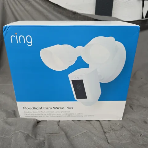 RING FLOODLIGHT CAM WIRED PLUS