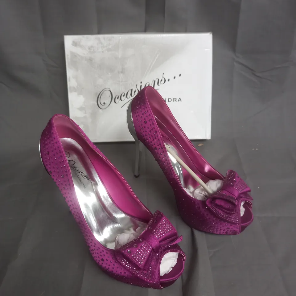 BOXED PAIR OF OCCASSIONS BY CASANDRA PURPLE JEWELLED HEELS SIZE 7