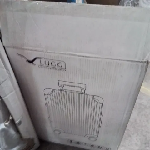 BOXED LUGG TRAVEL SUITCASE 