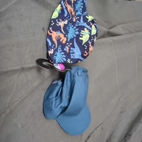 PAIR OF HATS 3-5 YEARS