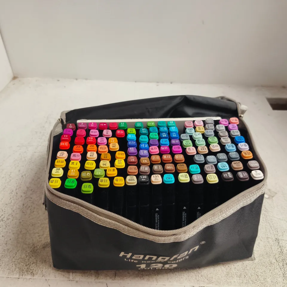 HANGFAN ARTISTS' MARKERS 120 COLOUR SET IN BLACK CARRY CASE