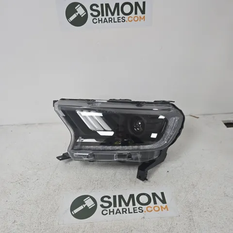 VEHICLE HEADLIGHT ASSEMBLY WITH LED DAYTIME RUNNING LIGHTS
